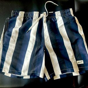 Bather swim trunks